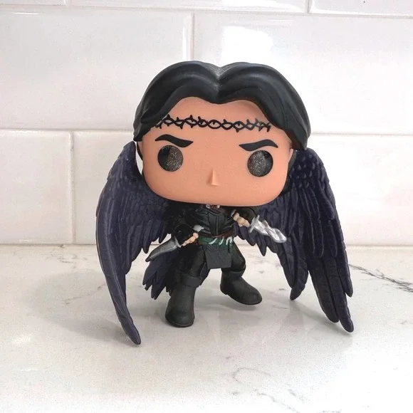 Hunt Alathar Funko POP! Crescent City Sarah J Maas Fandom - Picture 1 of 4